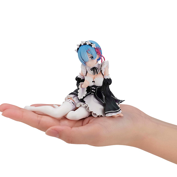 Re:Zero − Starting Life in Another World: Palm-Sized Rem